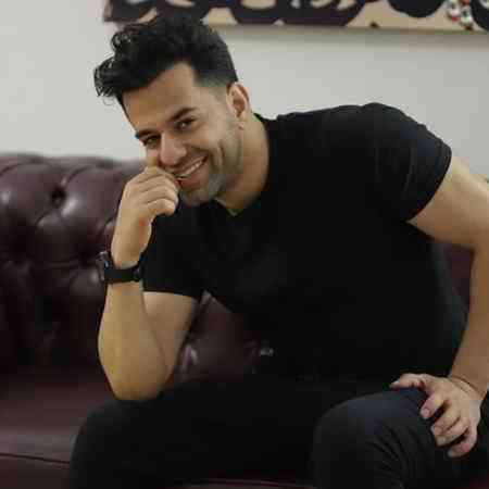 این گل مال منه دس به شاخه هاش نزنید