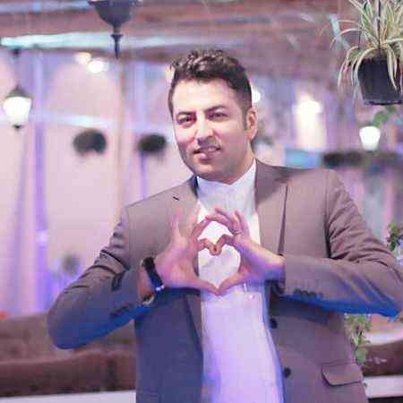 تو که خوابی همش نفساتو چک میکنم از پویا بیاتی