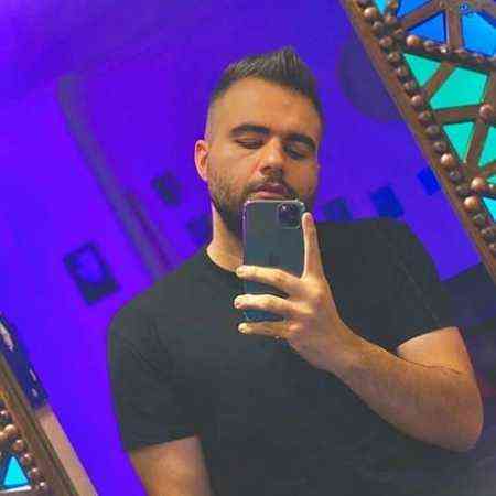 آفتاب از چه وری زده یادت اومده یکی دوست داره