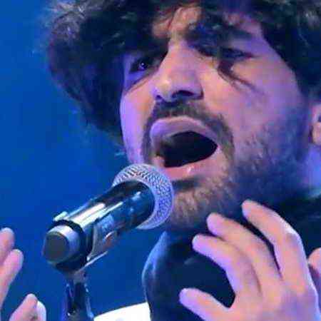 ما از دلت چیزی نمیدونم ولی تو سردی و ما ایجور نمیتونم